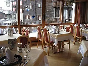 Britannia Hotel 2*