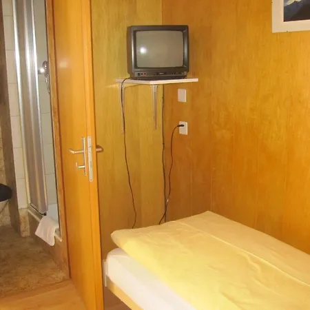 Britannia 2* Saas-Fee